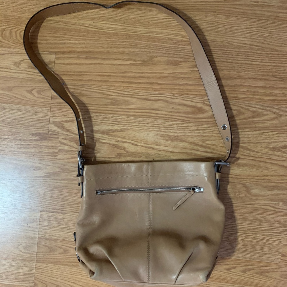 light brown coach purse